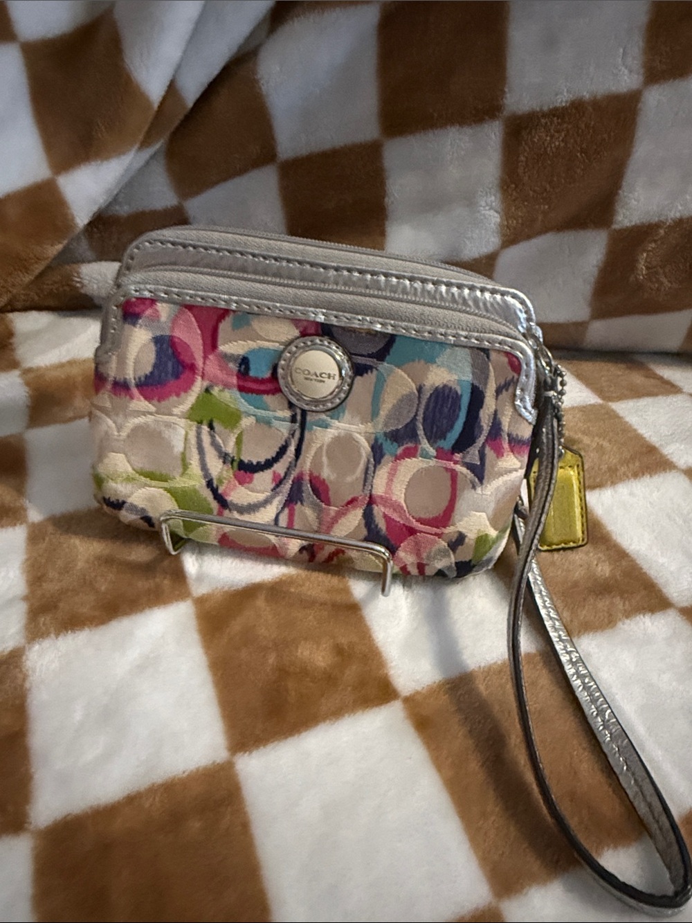 Coach Poppy Graffiti Ikat Signature Double Zip Wristlet preloved
